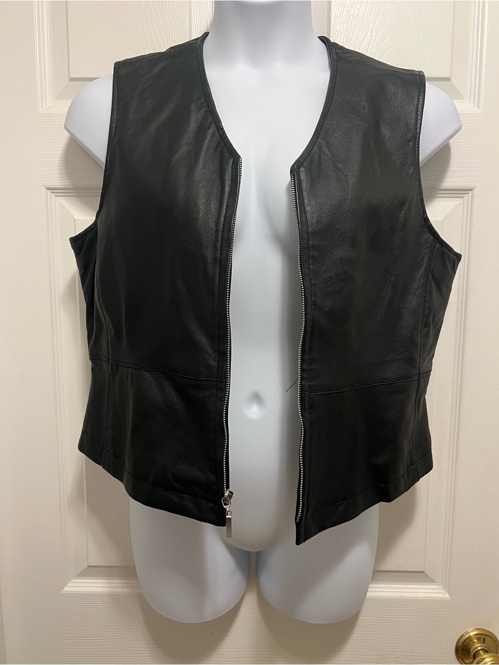 Women's Black Leather Zip Vest